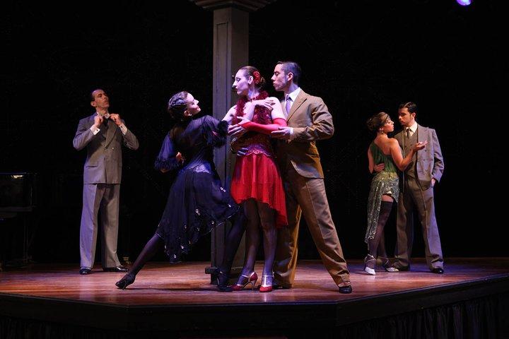 Buenos Aires Shore Excursion: El Querandi Tango Show e jantar