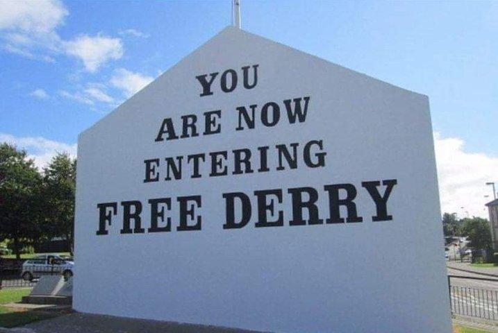 Private Guided Walking Tour in Derry City