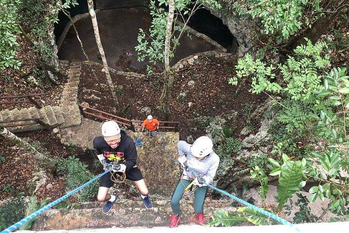 セルバ・マヤ・エコ・アドベンチャー・パーク：ジップリン、吊り橋、懸垂下降、セノーテ