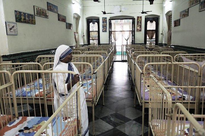 Besuchen Sie Mutter Teresas Missionare Of Charity Home in Agra