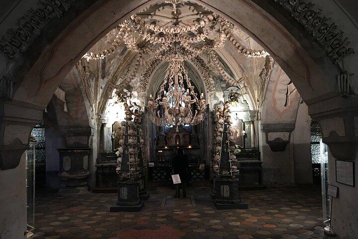 Visite guidée privée Prague à UNESCO Kutna Hora avec transferts
