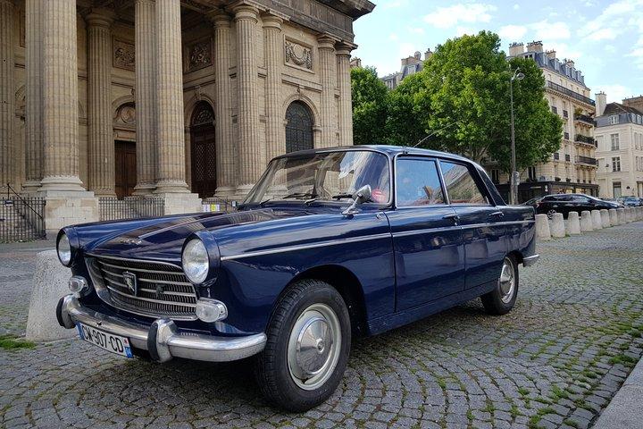 Privétour door Parijs per oldtimer met wijnproeverij