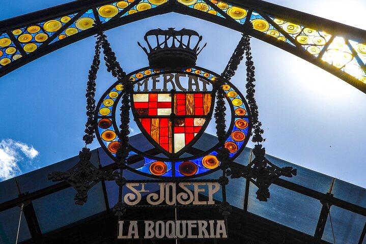 Barcellona : tour a piedi di cibo, vino e storia della Boqueria