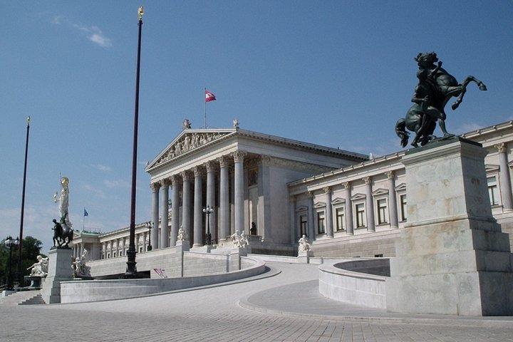 Erstaunliche Schnitzeljagd : Vienna Dreams Made Of Stone
