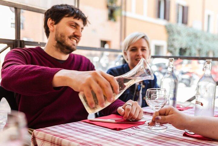 Tour del vino di Roma con un locale: 100% personalizzato e privato
