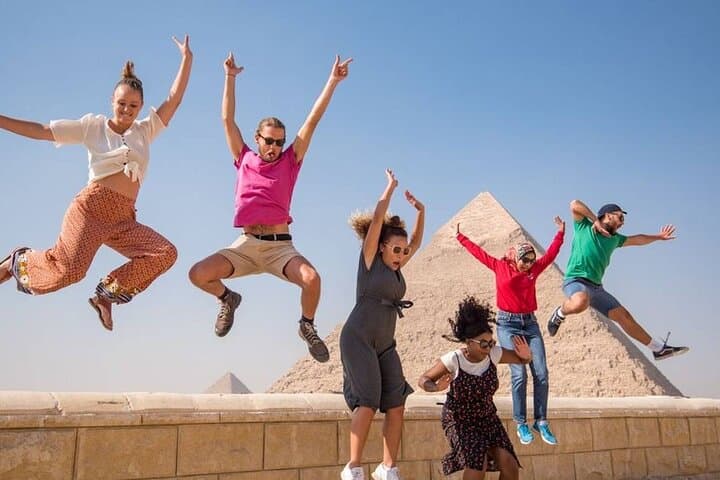 Private DayTour to Giza pyramids with Camel riding Plus Egyptian Museum