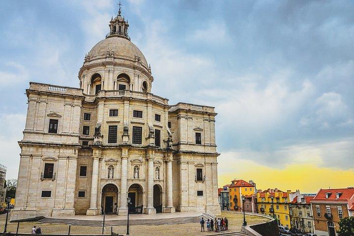 Unterhaltsame Tuk-Tuk-Tour durch Lissabon – Alfama, Mouraria, Belem, Belém-Turm