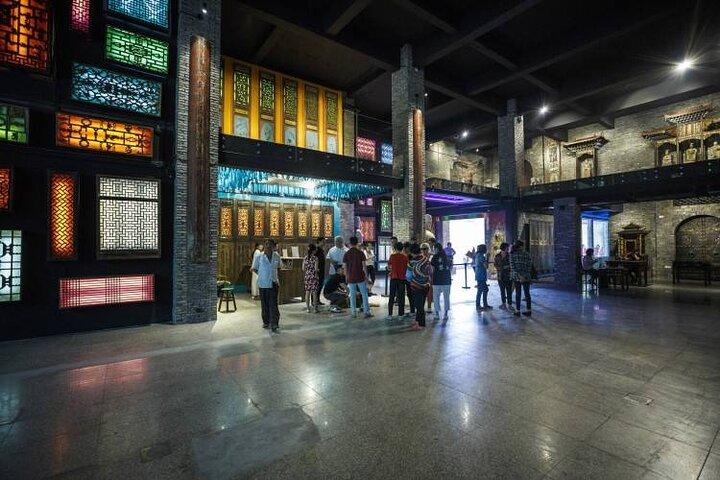 Suzhou Six Arts Museum e Lili Ancient Water Town Tour Privado saindo de Xangai