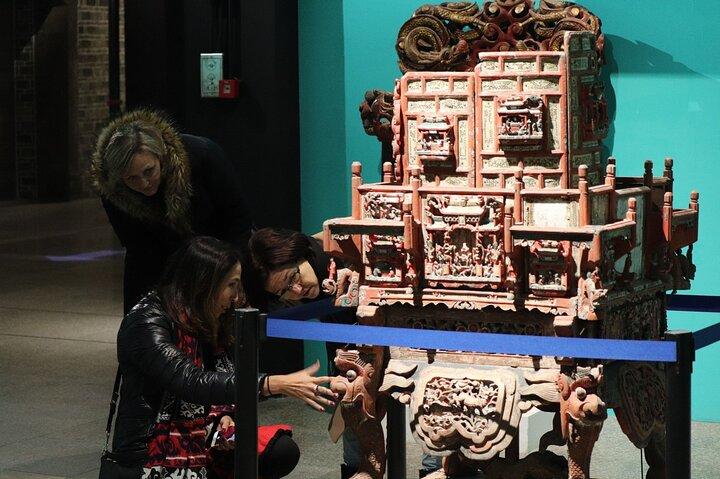 Suzhou Six Arts Museum e Lili Ancient Water Town Tour Privado saindo de Xangai