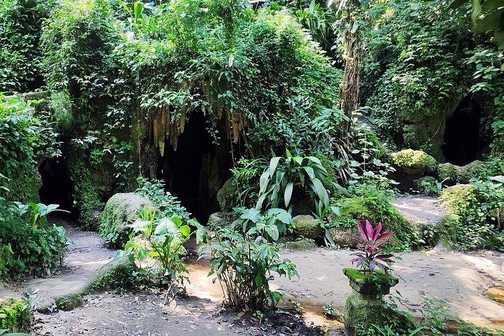 ドナマルタベルヴェデーレとラージェ公園のキリスト像