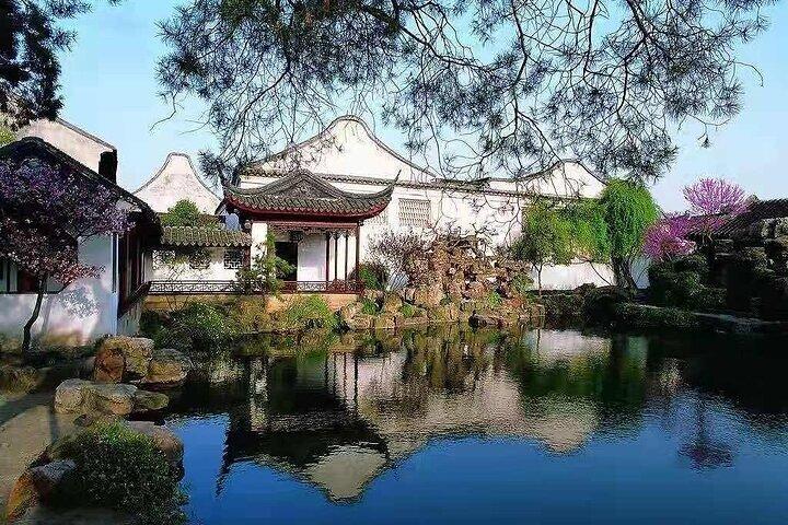 Suzhou 2 Gardens & Tongli Water Village Privat dagsutflykt