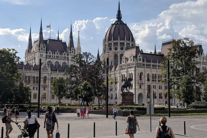 Budapest Privat heldagstur med sightseeing eller bil