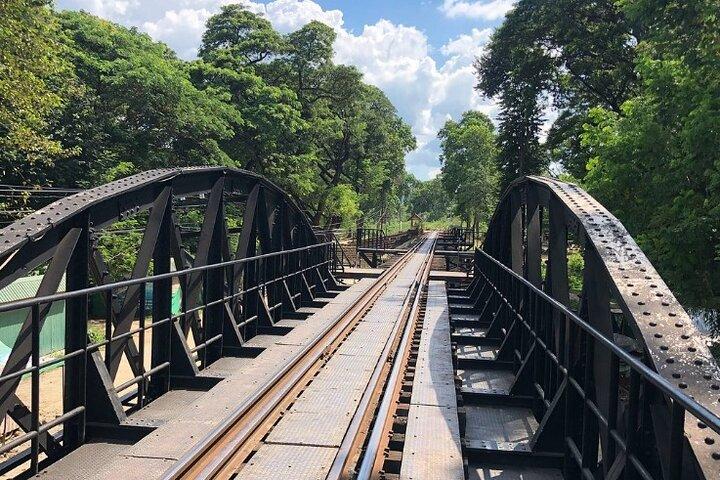Ponte sobre o Rio Kwai e Hellfire Pass Tour com passeio de trem