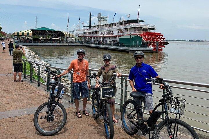 ニューオーリンズのフレンチ クォーターとガーデン ディストリクトの自転車ツアー