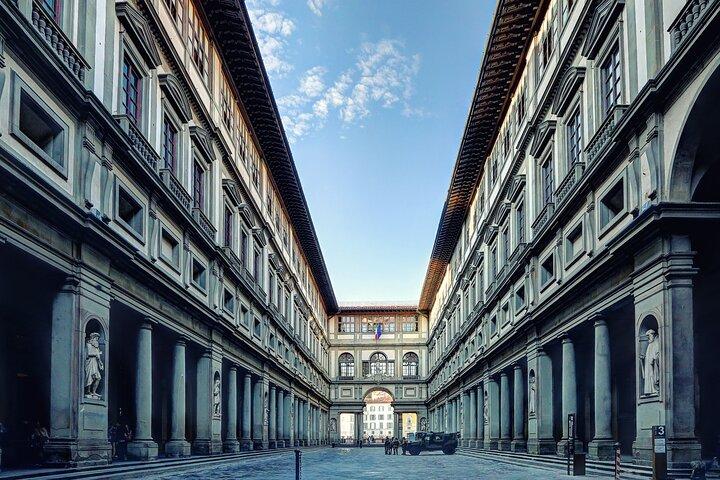 Excursão Terrestre em Livorno: Excursão Privativa a Pisa e Florença por minivan