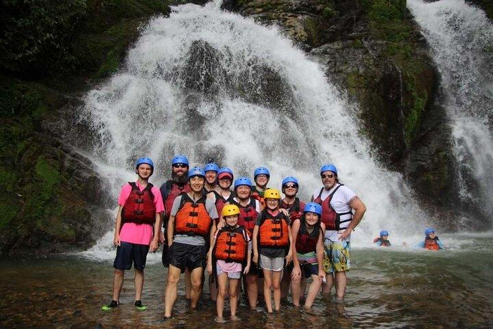 Rafting en eau vive Savegre Classe II-III plus cascade Manuel Antonio