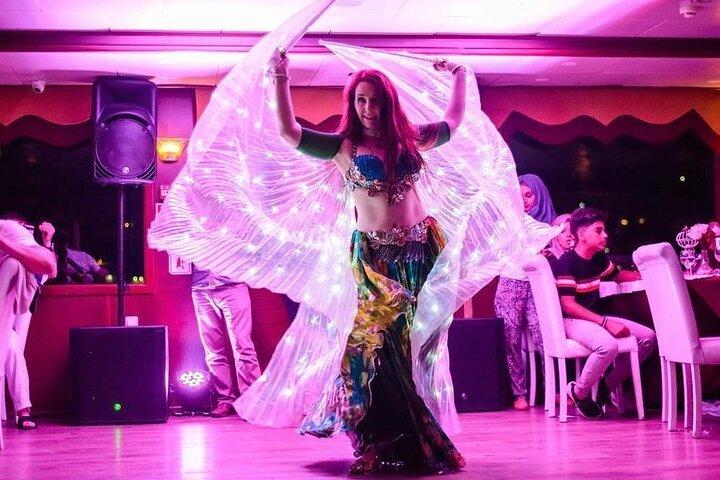 Bosphorus Dinner Show Cruise met niet-alcoholische kaart ISTANBUL Dinner cruise