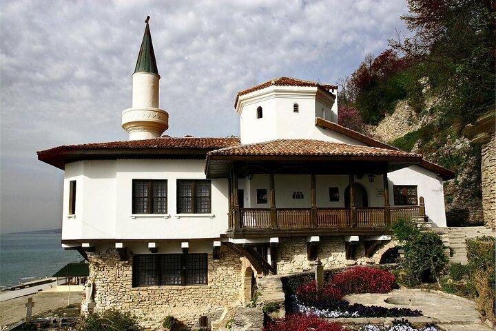 Heldags privat sightseeingtur nord for Varna