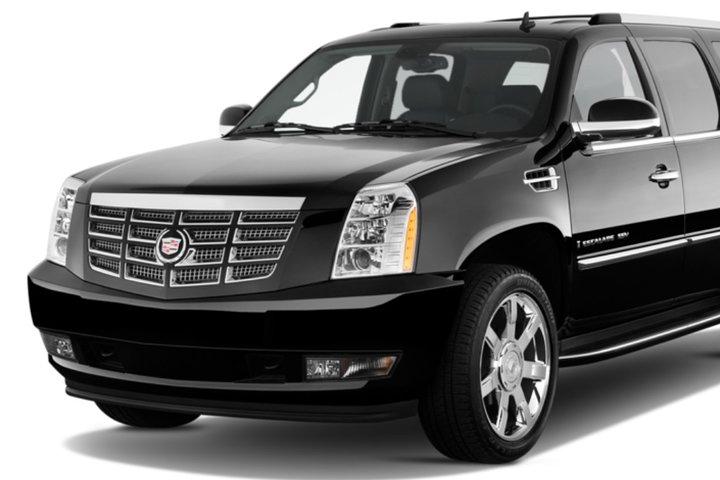 Traslado privado de partida do aeroporto de Nova York SUV