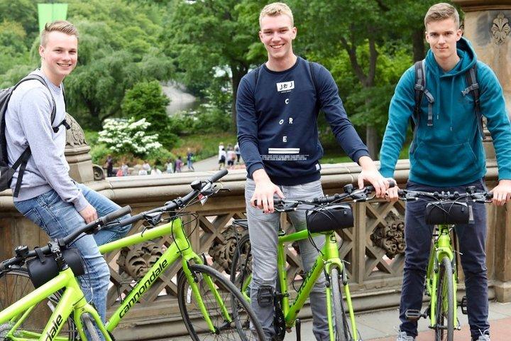 フランス語または英語でのセントラル パーク サイクリング ツアー