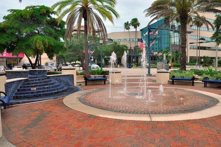 Awesome Scavenger Hunt: Sarasota Spectacles