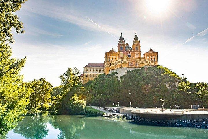 Private one way transfer from Melk to Cesky Krumlov