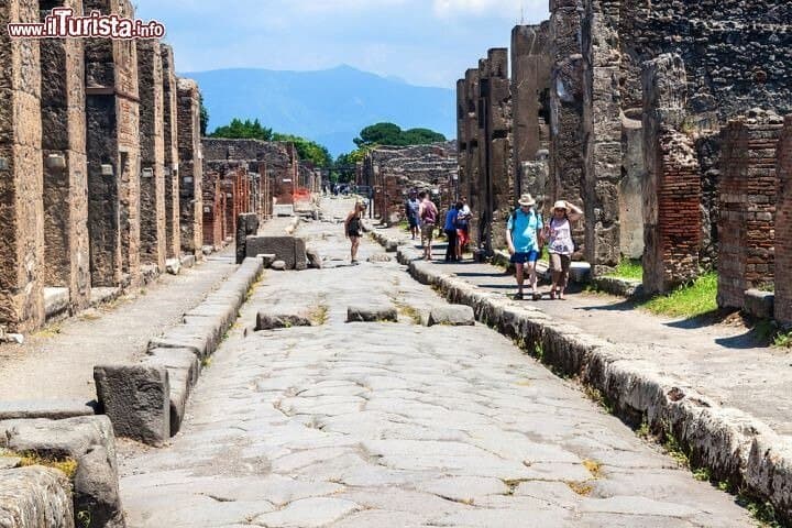 Pompeii Ruins Half-Day Tour