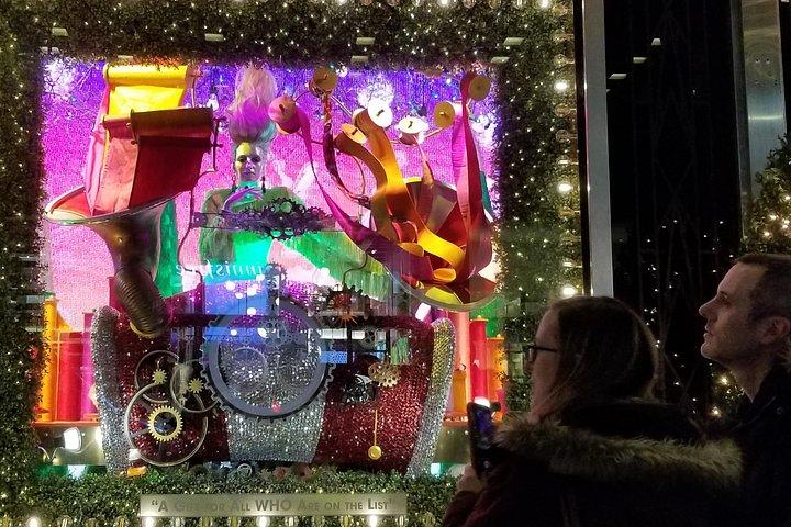 Holiday Lights Extravaganza Walking Tour
