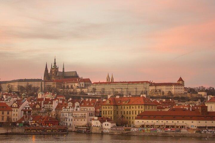 Excursão a pé pela Ponte Carlos e Castelo de Praga