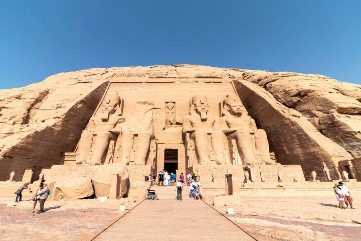 Viaggio ad Abu Simbel in pullman