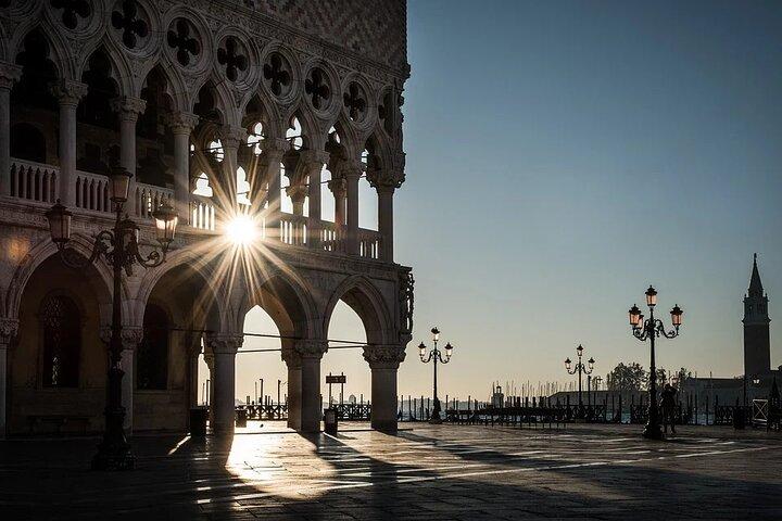 Small-group Doge's Palace Skip-the-line Tour