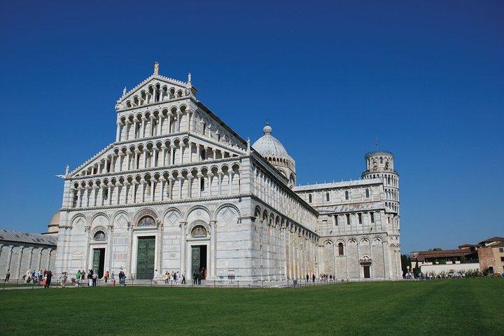PISA MEZZA GIORNATA: da Firenze in minivan con biglietto Torre Pendente
