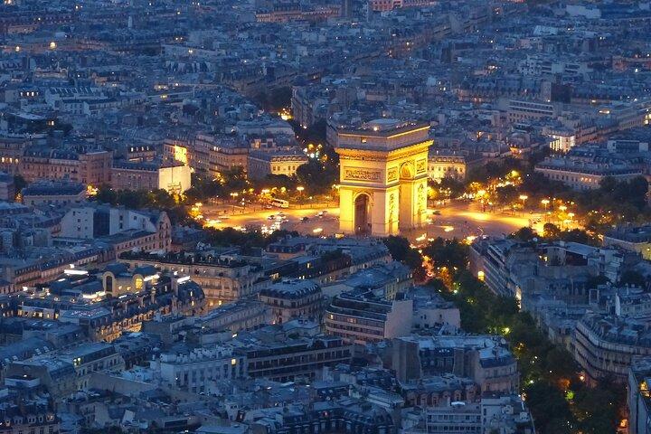 Visite privée d'une journée complète de la ville de Paris avec prise en charge