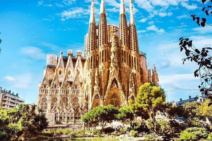 Private Tour: Höhepunkte von Barcelona mit Hafen- oder Hoteltransfer
