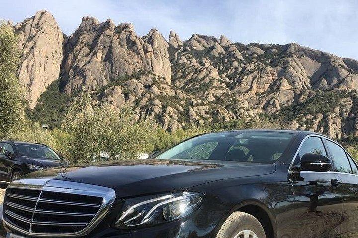 Tour privato Barcellona e Montserrat 8 ore