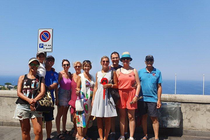 Shared CAPRI Tour - 360° experience by Bus, Boat & Guide