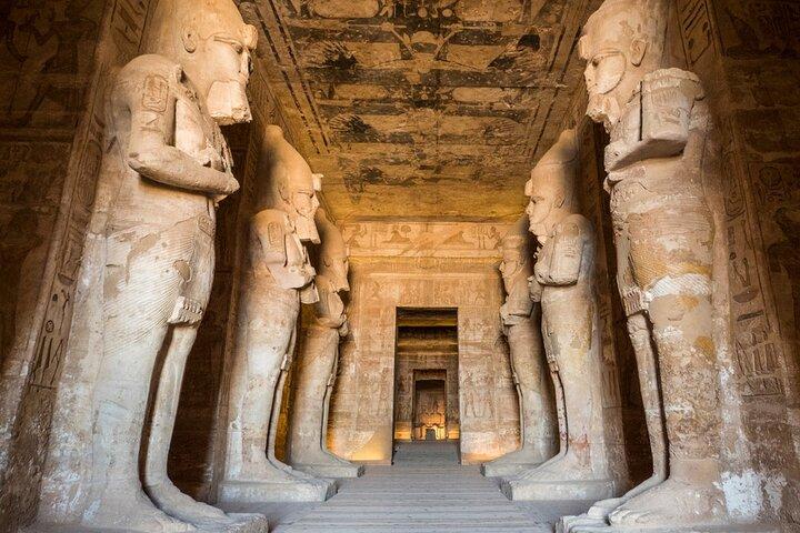 Privétour met overnachting van Luxor naar Abu Simbel