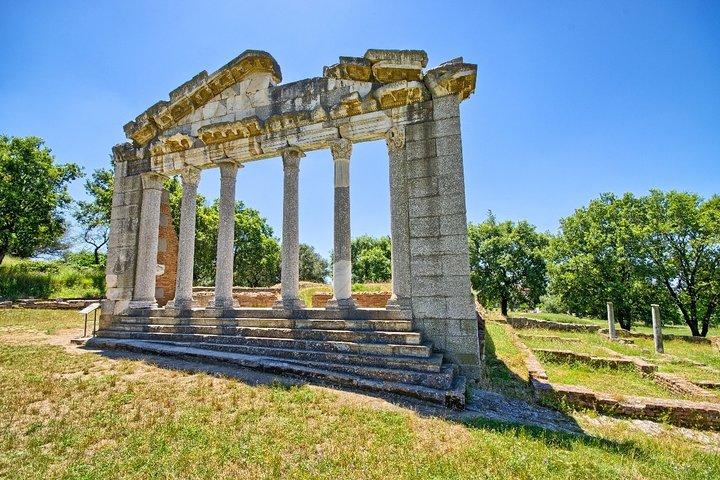 Da Tirana: Apollonia privata e Berat Guida privata UNESCO / Auto