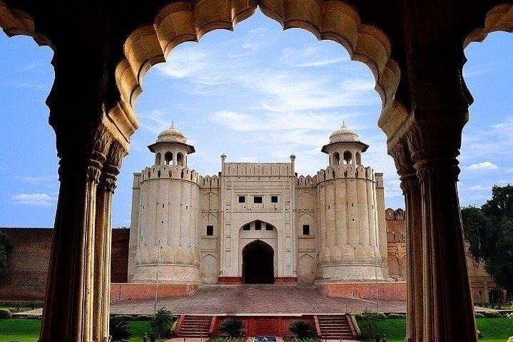 Visita turística de día completo a Lahore