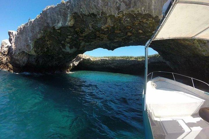Marietas Islands Snorkeling Tour
