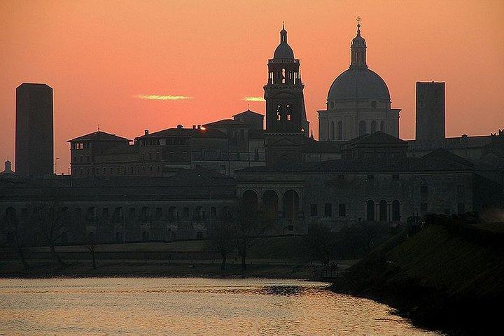 Mantua City Center Walking Tour