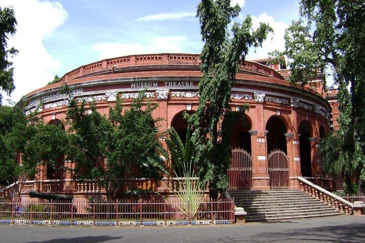 Chennai Delights: Udforsk byens bedste tur