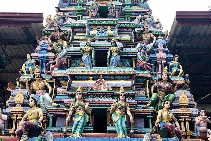 Trincomalee and Nilaveli beach Tour from Kandy
