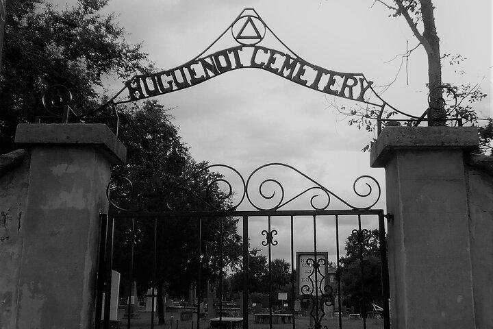 20.00 Beyond the Grave Tour