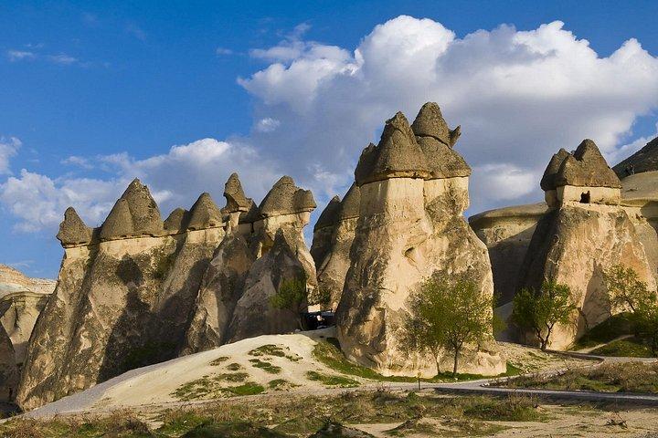 Cappadocia 1-Night Small-Group Tour with Hot Air Balloon