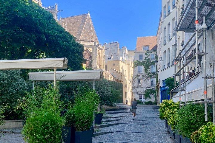 Marais Tour With a Local