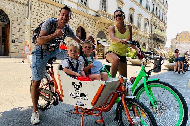 フィレンツェ電動自転車シティツアーとミケランジェロ広場