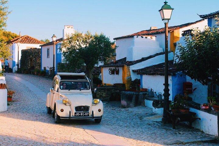 Lisbon Countryside Food Tour on a Vintage Car
