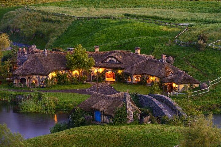 Expérience sur le plateau de tournage de Hobbiton : visite privée au départ d'Auckland