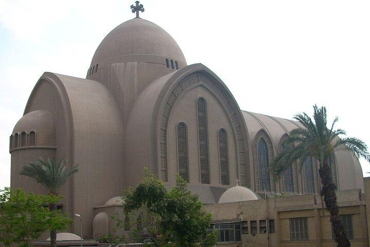 Excursion d'une journée (visite archéologique copte dans les monastères de Sohag)